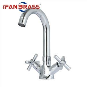 Robinet D'Eau Du Bassin